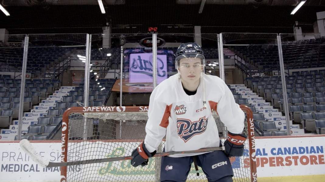ANALIZA. Connor Bedard „rozłożony” na czynniki pierwsze. 17-latek rusza na podbój NHL