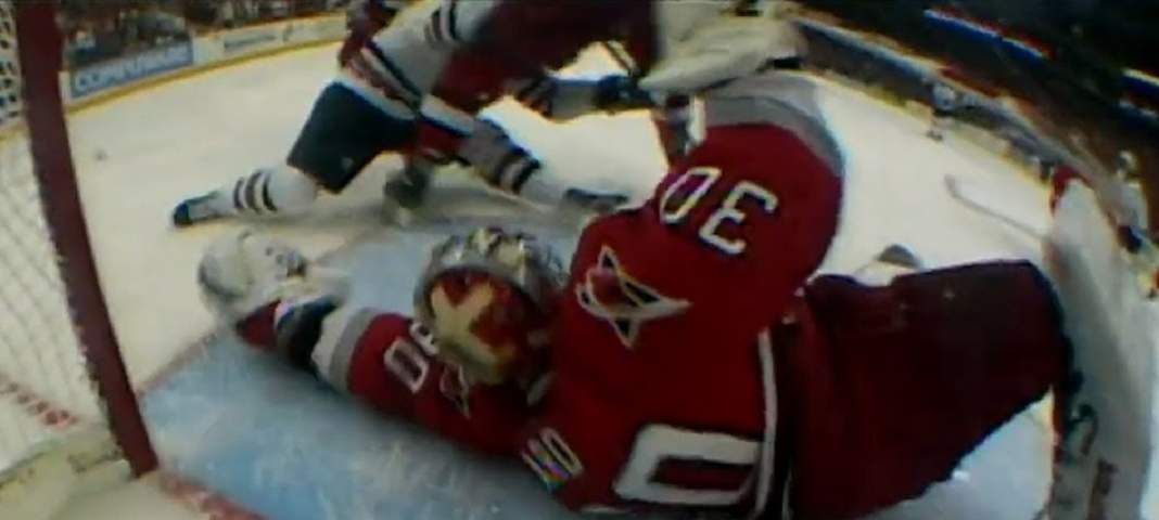 Bramkarska chwilówka – Cam Ward – Puchar Stanleya, 10 lat posuchy i gwizdy 21 tysięcy osób