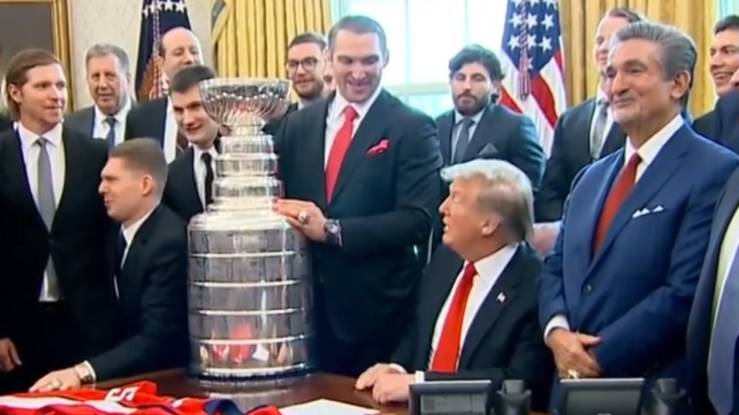 Król NHL niedługo premierem Kanady. Tego chce Trump! To nie żart