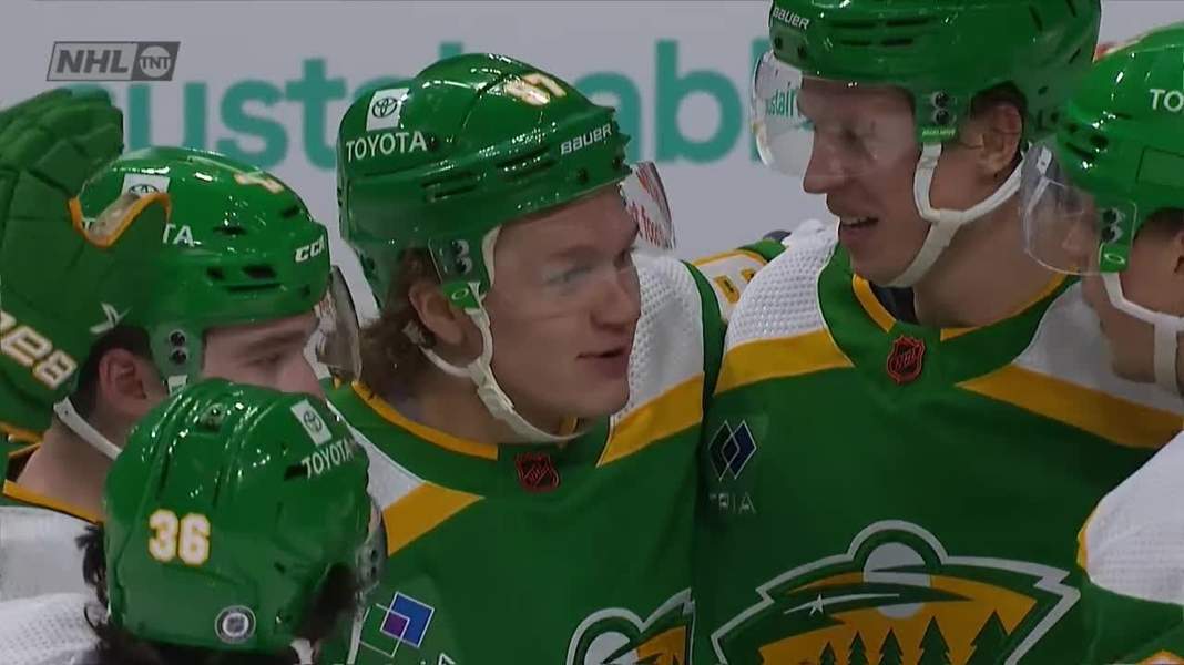 Od przeciętności do dzikiej doskonałości. Minnesota liderem NHL. POWODY