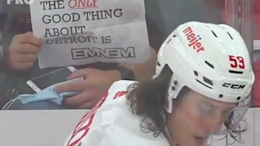Hokej. Żona słynnego hokeisty NHL zagrała partnerkę Eminema w filmie z miliardem wyświetleń