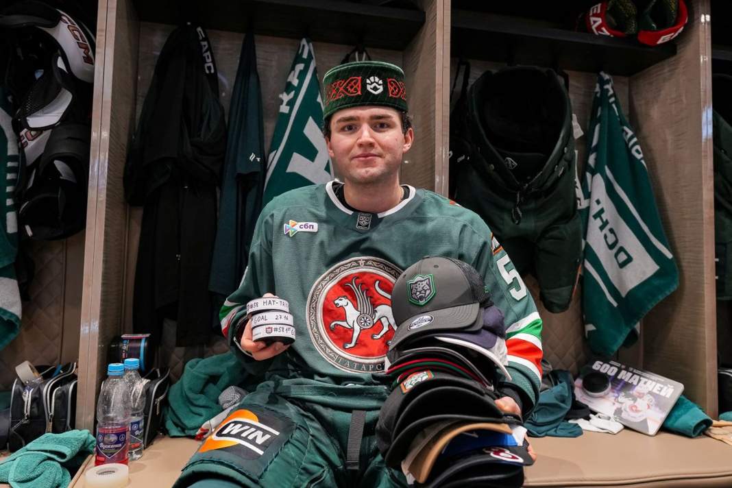 Najlepszy obrońca KHL został wygnany z NHL. Ma zakaz! Komisarz jest jego wrogiem