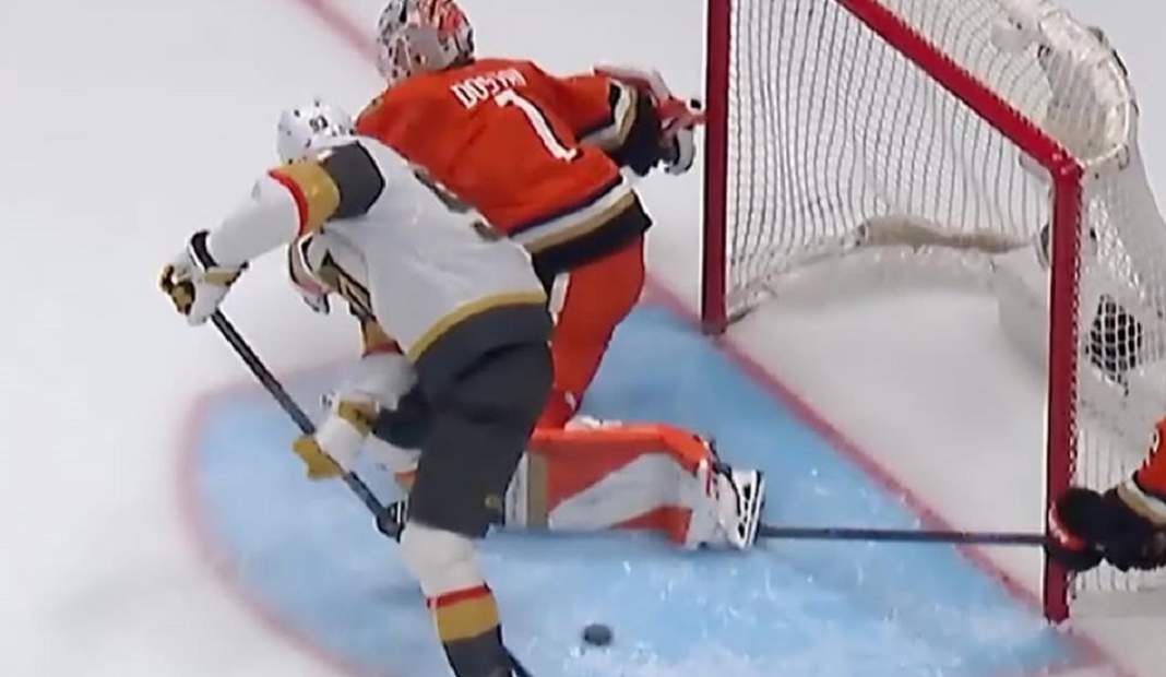 Raport z NHL: Marner z golem play-offów. Jajo pierwszego ataku Montrealu.