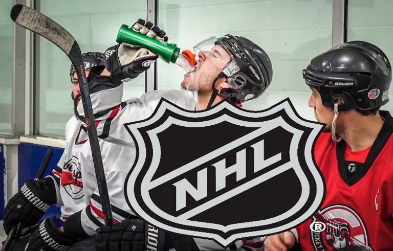 Kto się czubi ten się lubi. Żarty hokeistów NHL w szatni i poza nią